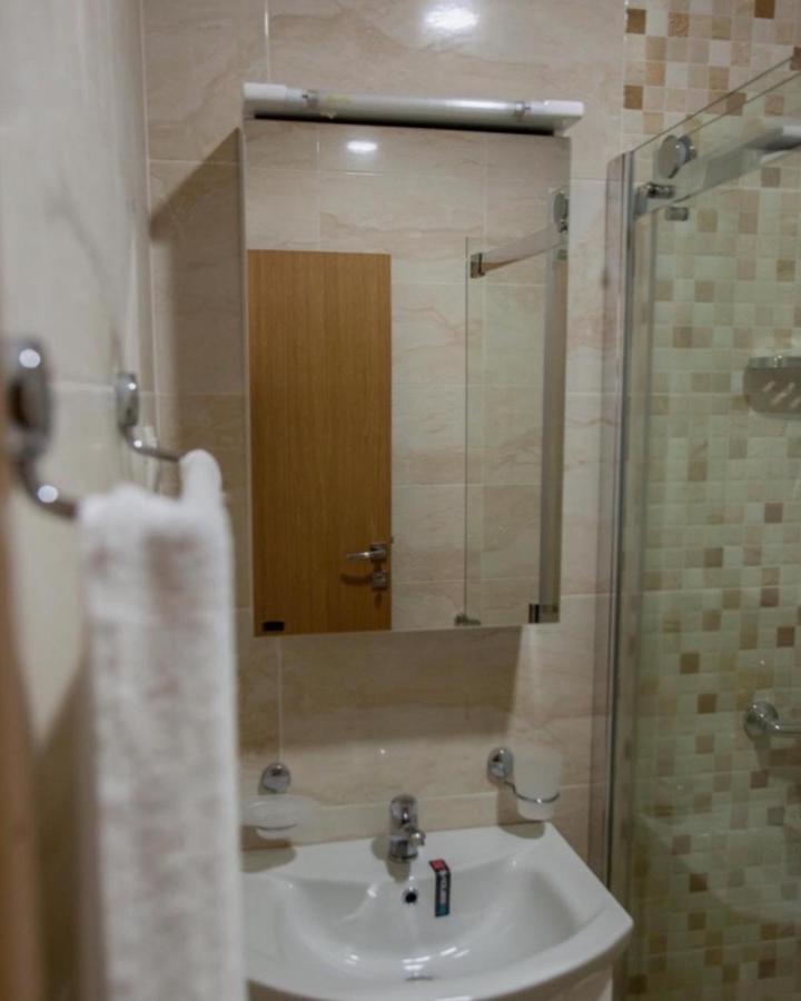 Delux Apartmani Добра Вода Екстер'єр фото